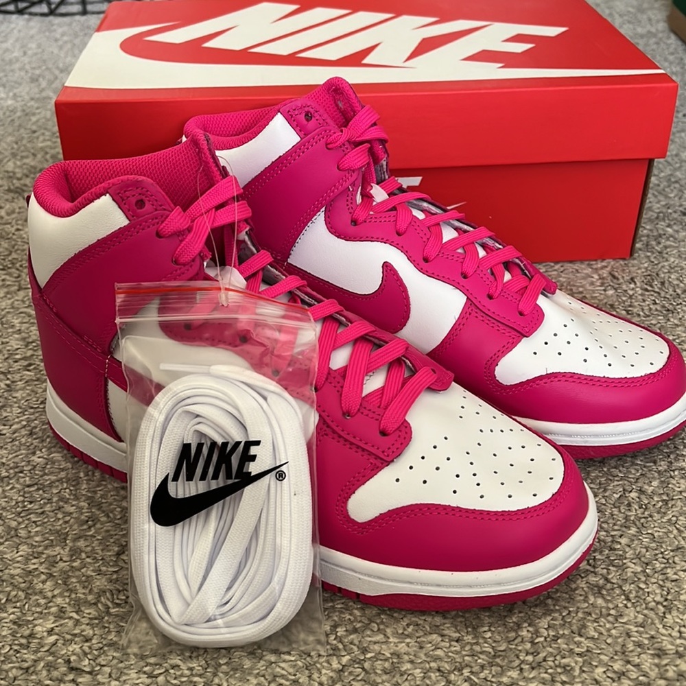SOLD Nike Dunk High